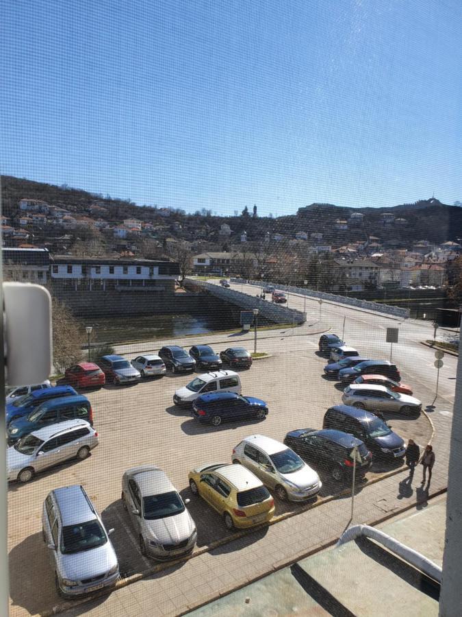 Апартамент Барок 2 Loveci Exterior foto