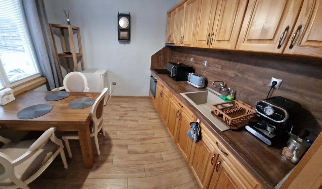 Апартамент Барок 2 Loveci Exterior foto